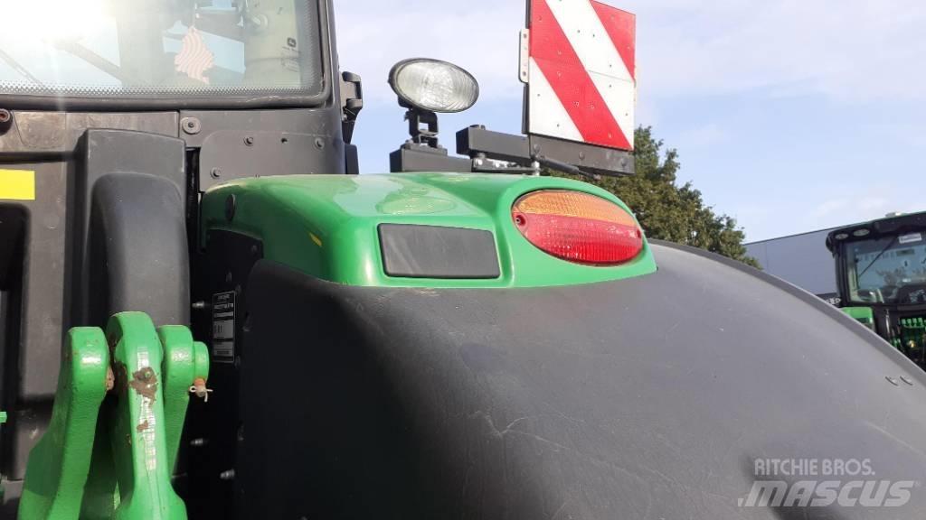 John Deere 6250 R Tractoare