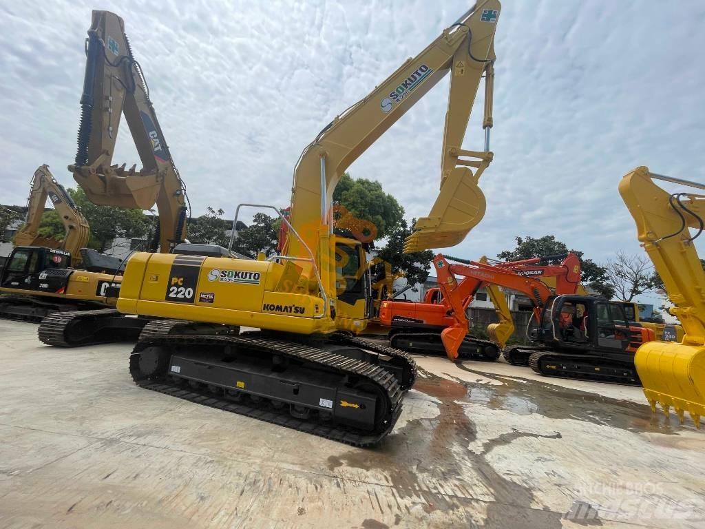 Komatsu PC 220-7 Excavatoare pe șenile
