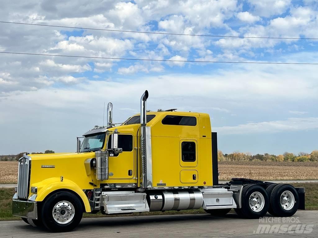 Kenworth W 900 Autotractoare