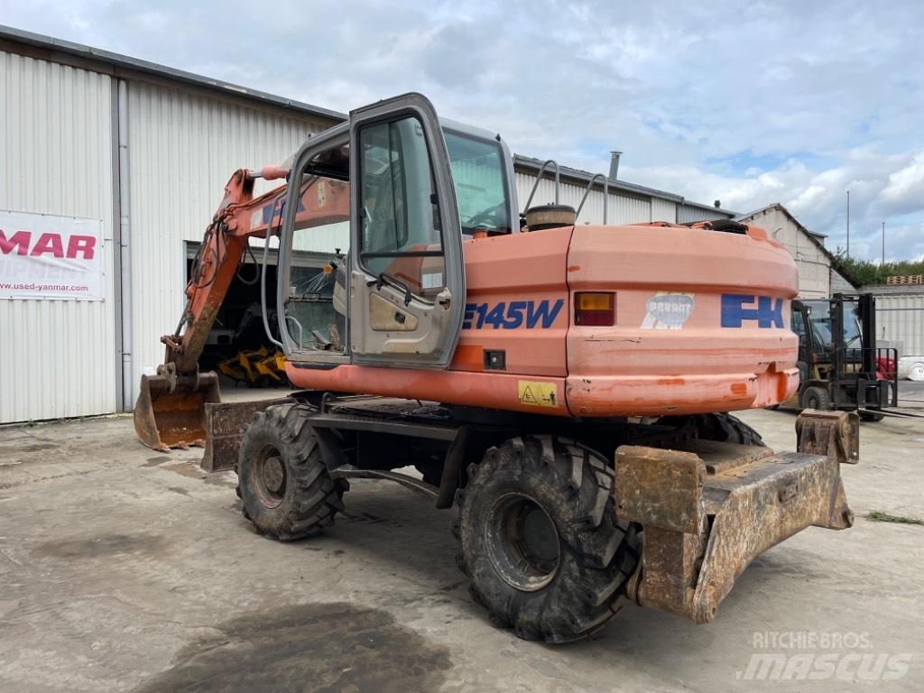 Kobelco E145W Excavatoare cu roti