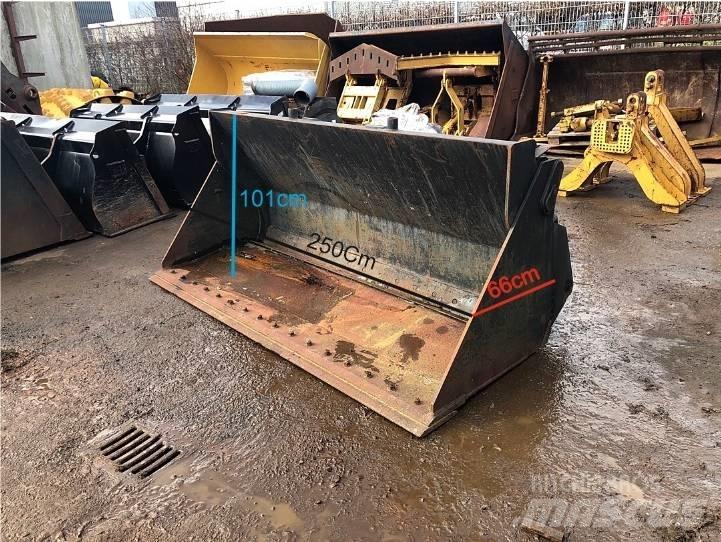 CAT 930H/K Pistoane