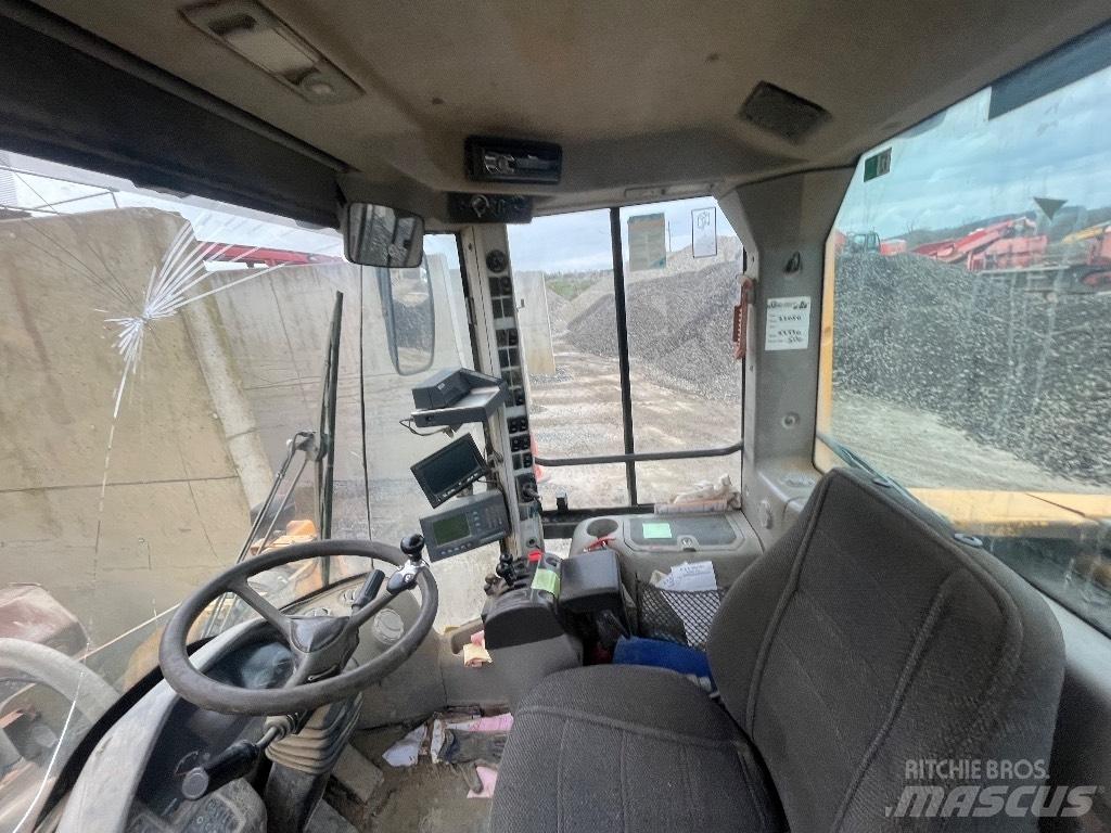 Volvo L 180 F Incarcator pe pneuri