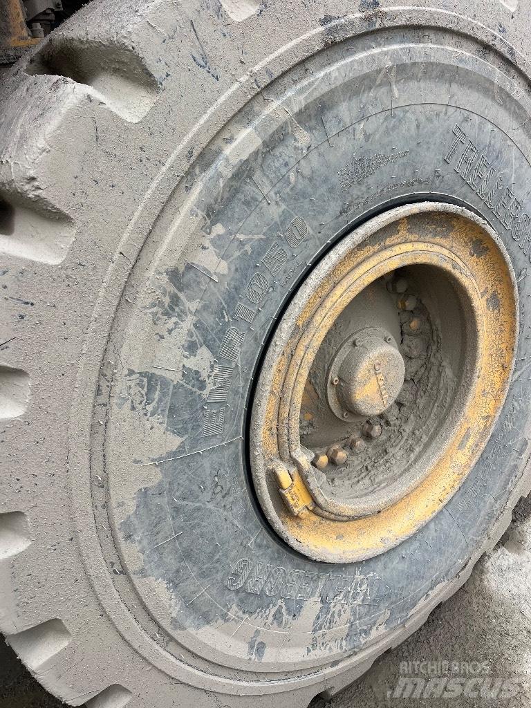 Volvo L 180 F Incarcator pe pneuri