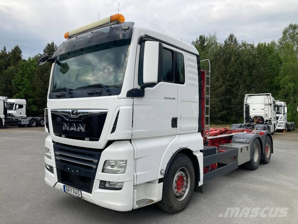 MAN TGX 26.500 6X2 Camion cu carlig de ridicare