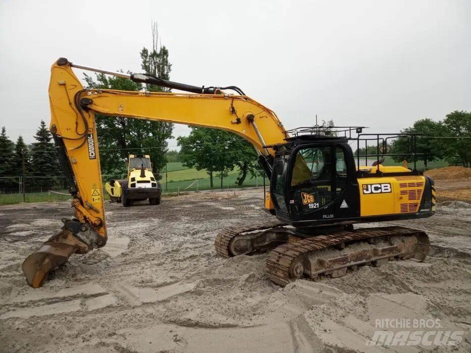 JCB JS220LC Excavatoare pe șenile
