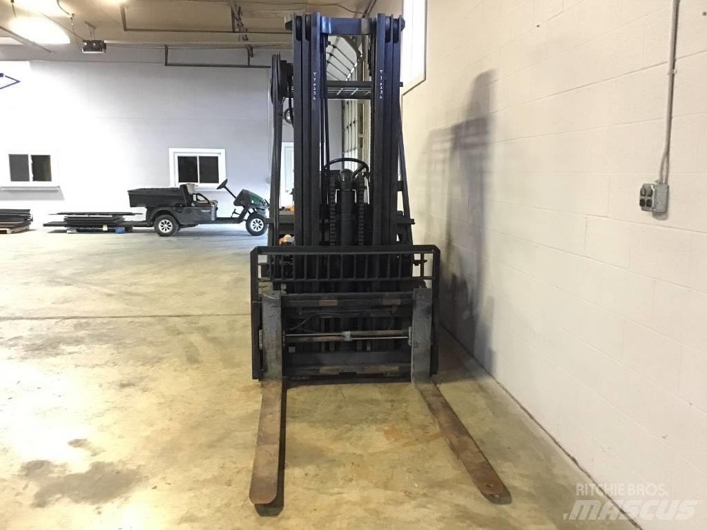 Toyota 02-5 FD 30 Strivuitoare-altele
