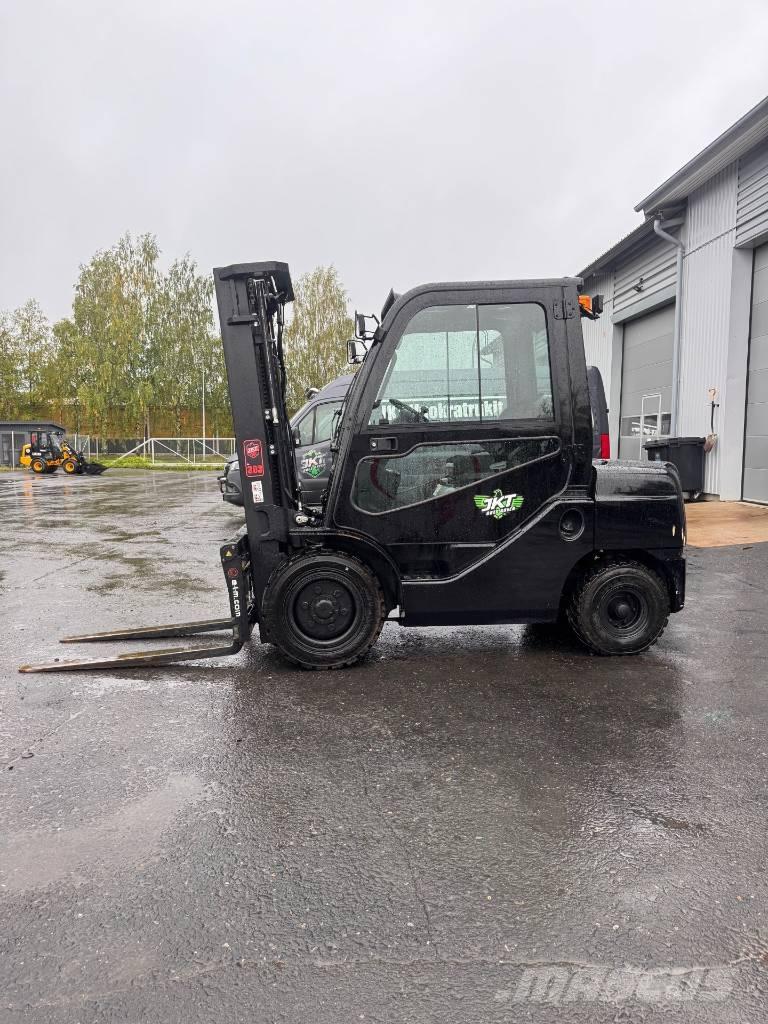 Toyota 02-8 FDF 30 Stivuitor diesel