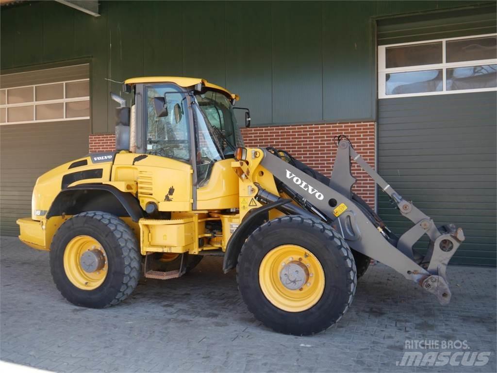 Volvo L45f Incarcator pe pneuri