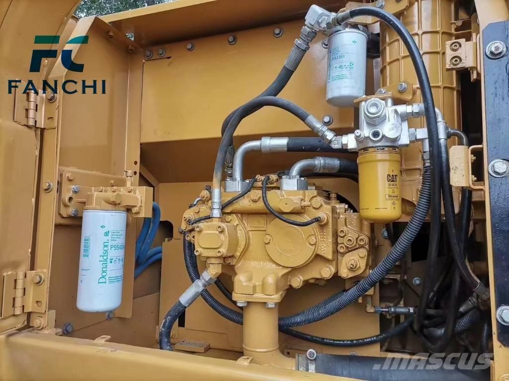 CAT 320 D Excavatoare pe șenile
