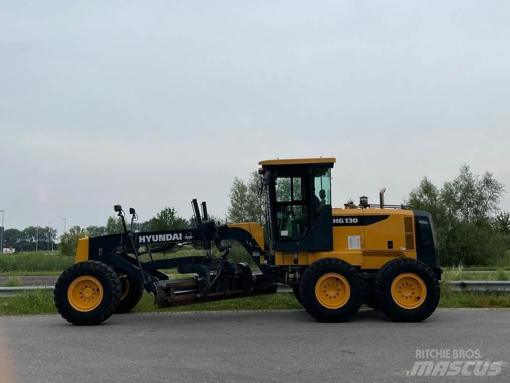 Hyundai HG130 Gredere