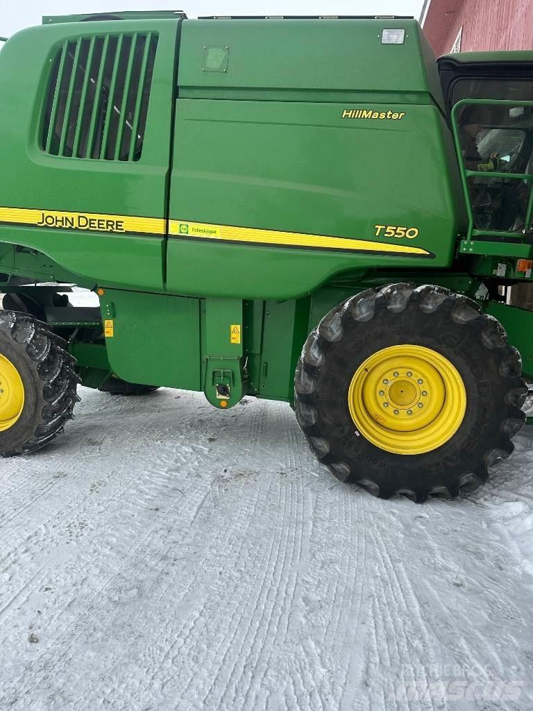 John Deere T550 Combine de secerat