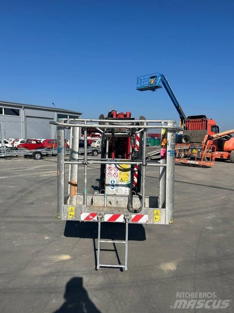 Hinowa 17.75 Nacele cu brat articulat