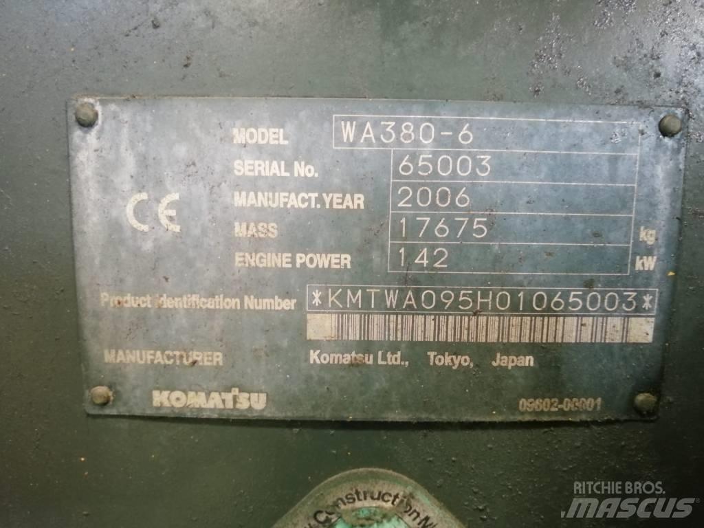 Komatsu WA 380-6 Incarcator pe pneuri