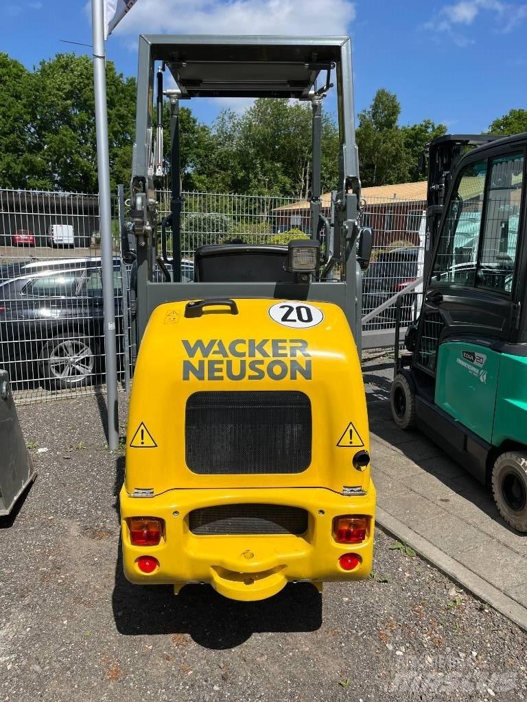 Wacker Neuson WL 20 Incarcator pe pneuri