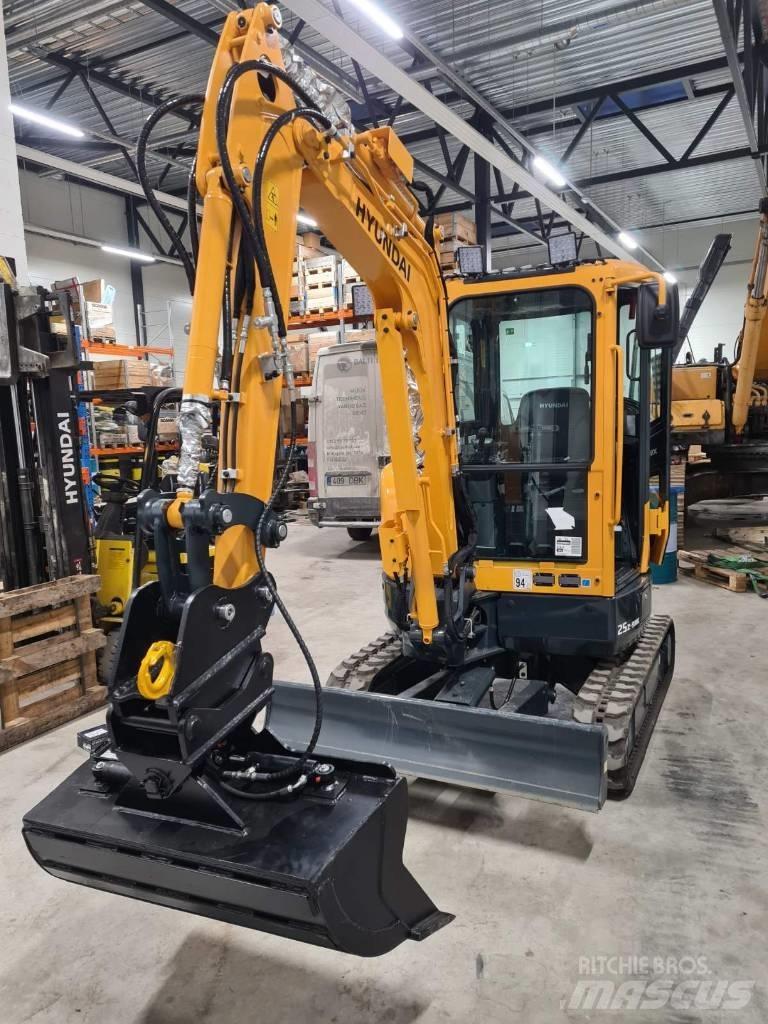 Hyundai R25-9AK Mini excavatoare < 7t