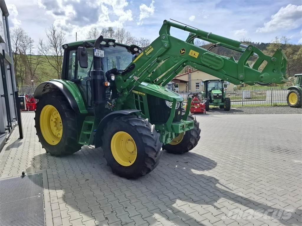 John Deere 6120M Tractoare