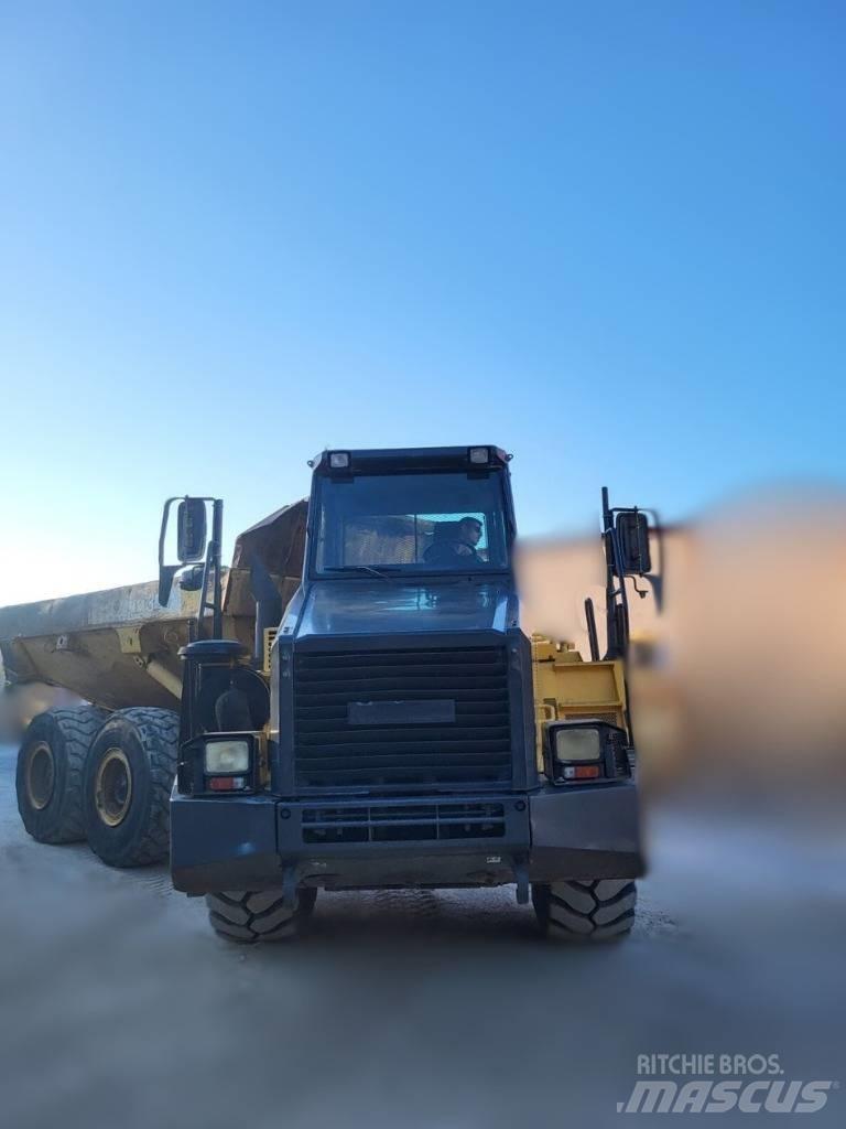 Komatsu HM 300 Transportoare articulate