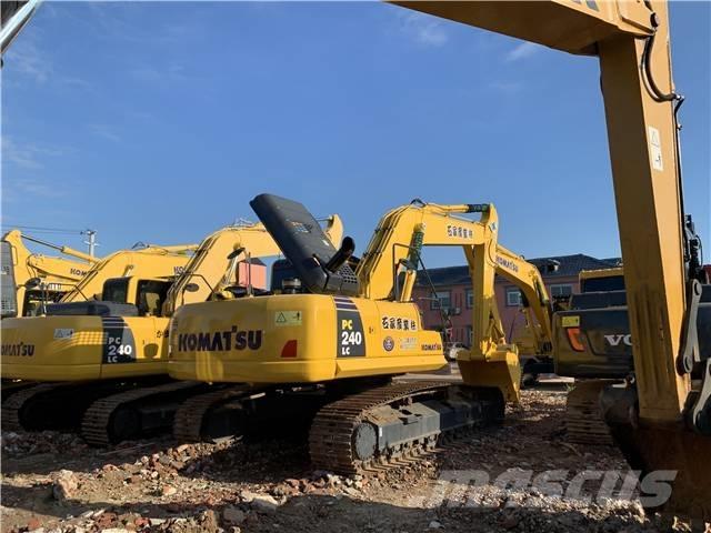 Komatsu PC 240 LC Excavatoare pe șenile
