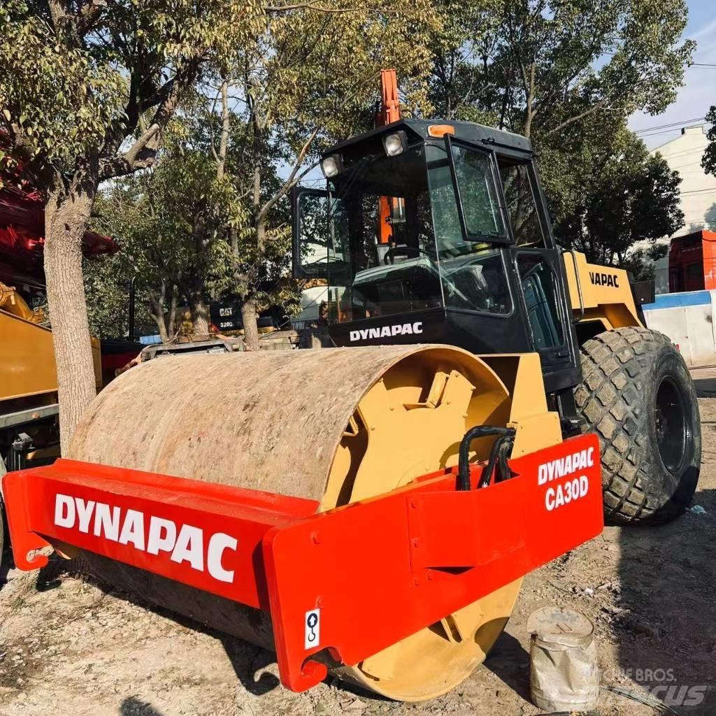 Dynapac CA 30 D Compactoare monocilindrice