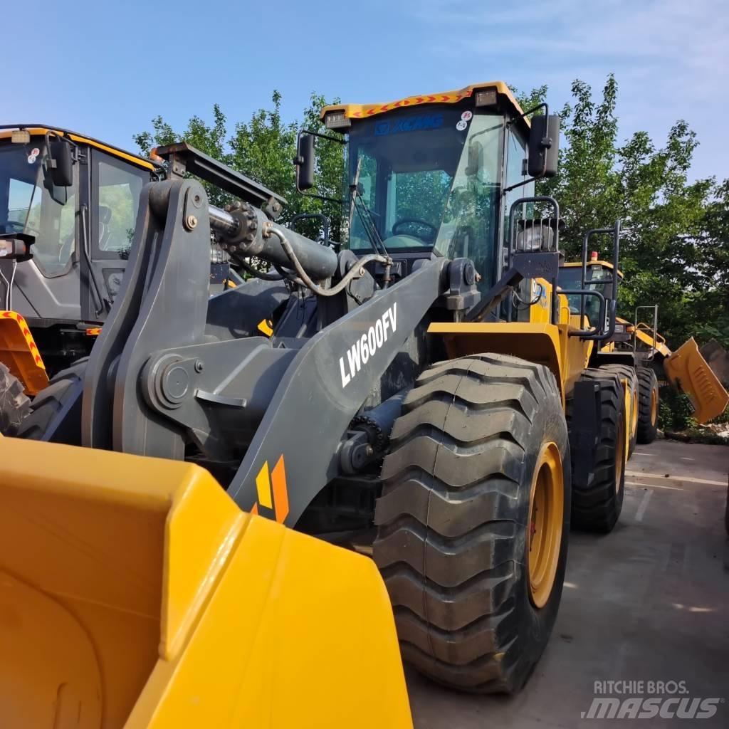 XCMG LW 600 FV Incarcator pe pneuri
