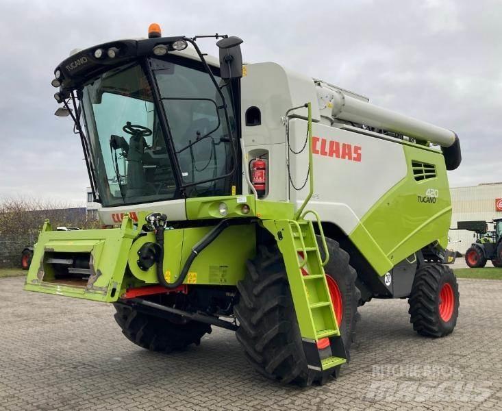 CLAAS TUCANO 420 Combine de secerat