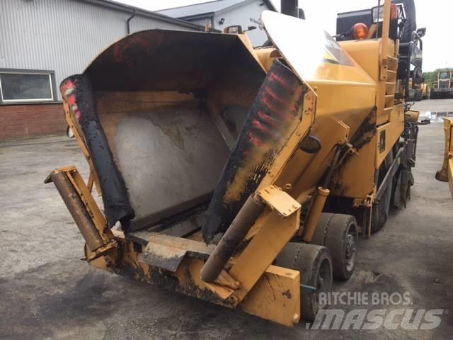 CAT AP 300 Pavatoare asfalt
