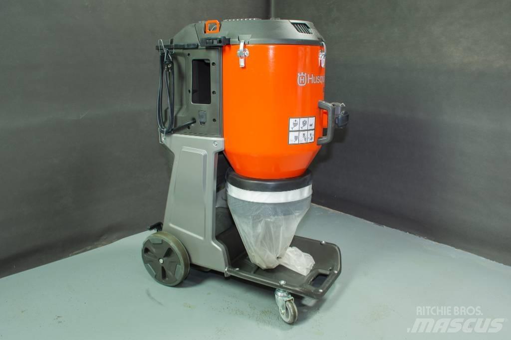 Husqvarna DE120 Utilaje construcții - Altele