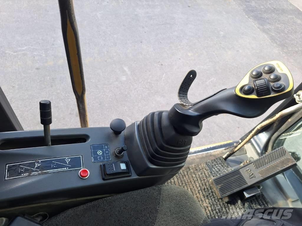 CAT M316C Excavatoare cu roti