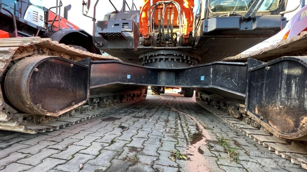 Hitachi ZX300LC-7 Excavatoare pe șenile
