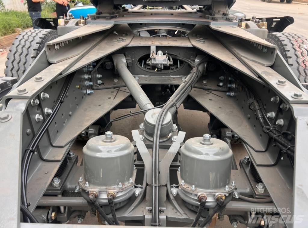 Howo NX 371 Autotractoare