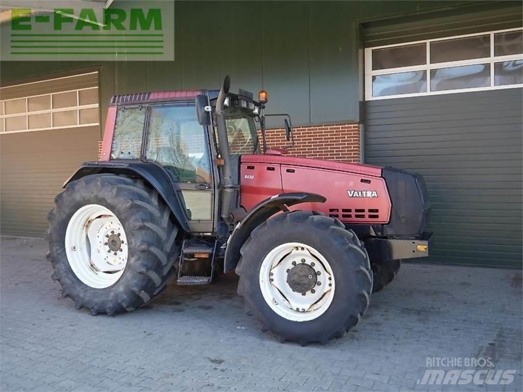 Valtra 8450 Tractoare
