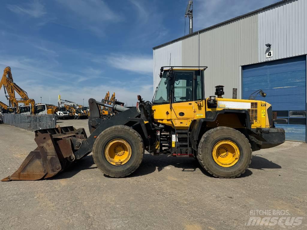 Komatsu WA320PZ-6 Incarcator pe pneuri