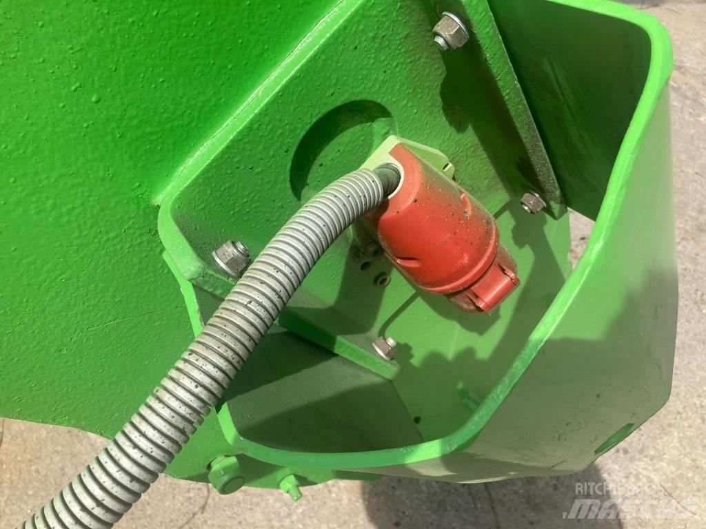 Sennebogen 825 Paleta de manipulare