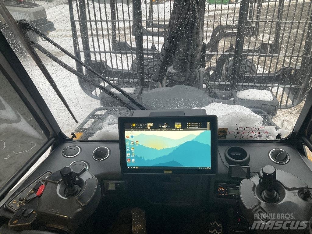 Ponsse BUFFALO AF 8W Transportoare