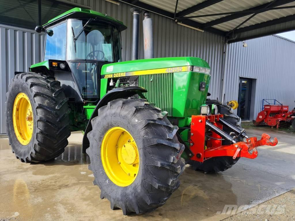 John Deere 4255 Tractoare
