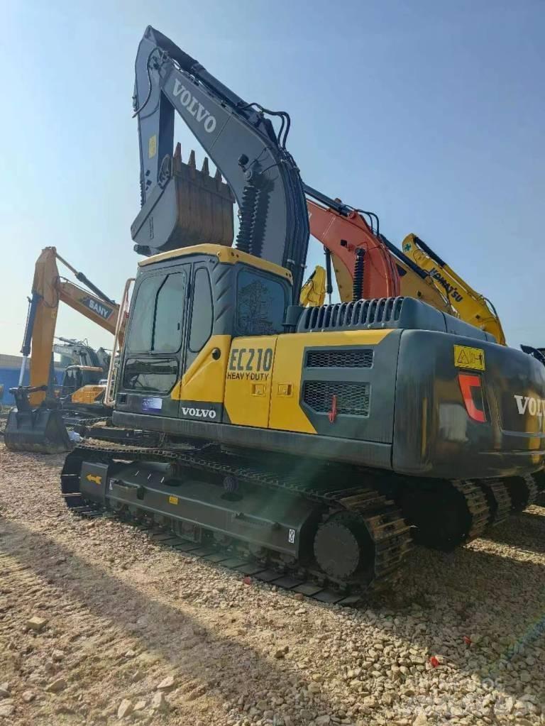 Volvo EC 210 Excavatoare 7t - 12t