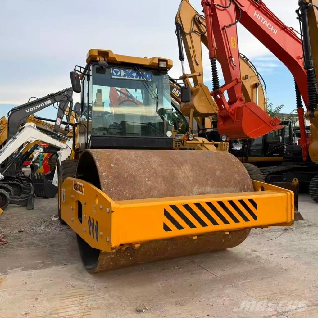 XCMG XS 143 J Compactoare monocilindrice