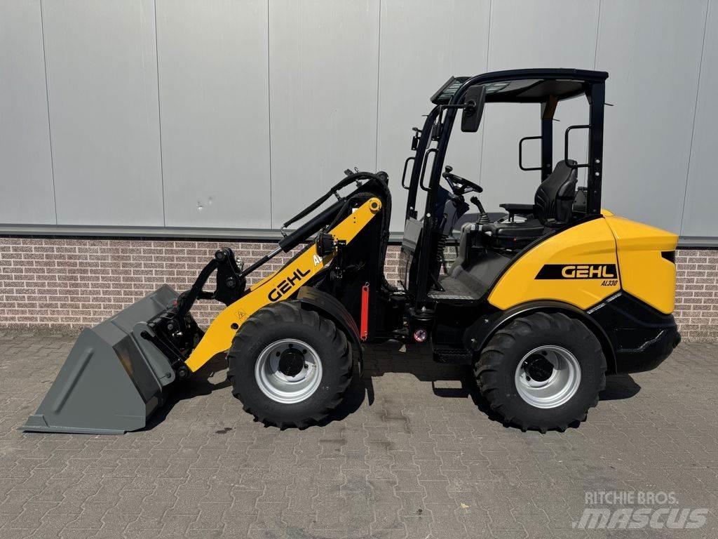 Gehl AL330 Incarcator pe pneuri