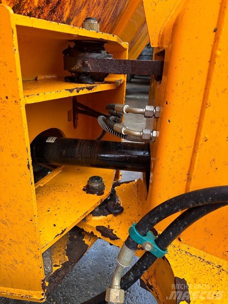 Thwaites 6T Minitractor de teren
