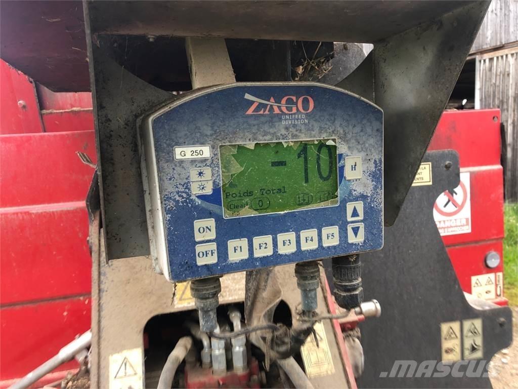 Vicon AVM 12 Alimentatoare