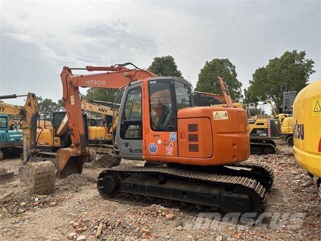 Hitachi ZX138 Excavatoare pe șenile
