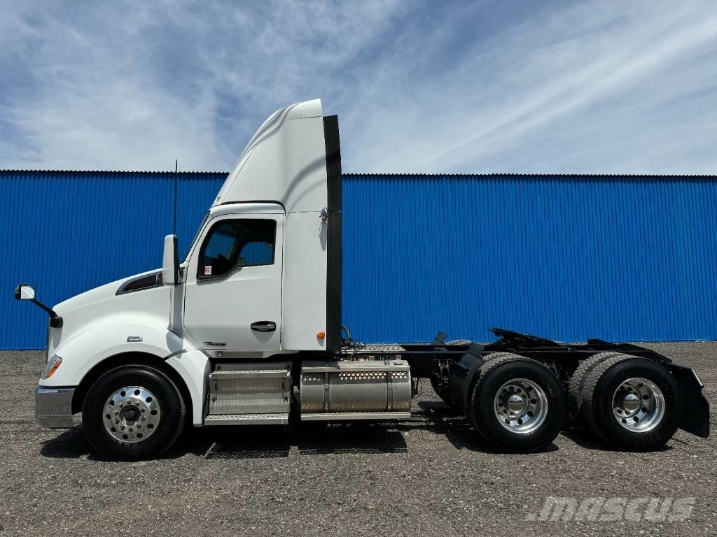 Kenworth T 680 Autotractoare