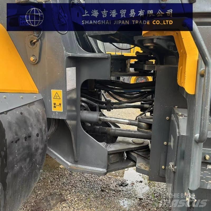 LiuGong CLG 870 H Incarcator pe pneuri