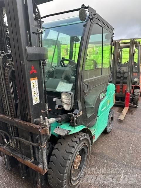 Mitsubishi FD 35 N Stivuitor diesel