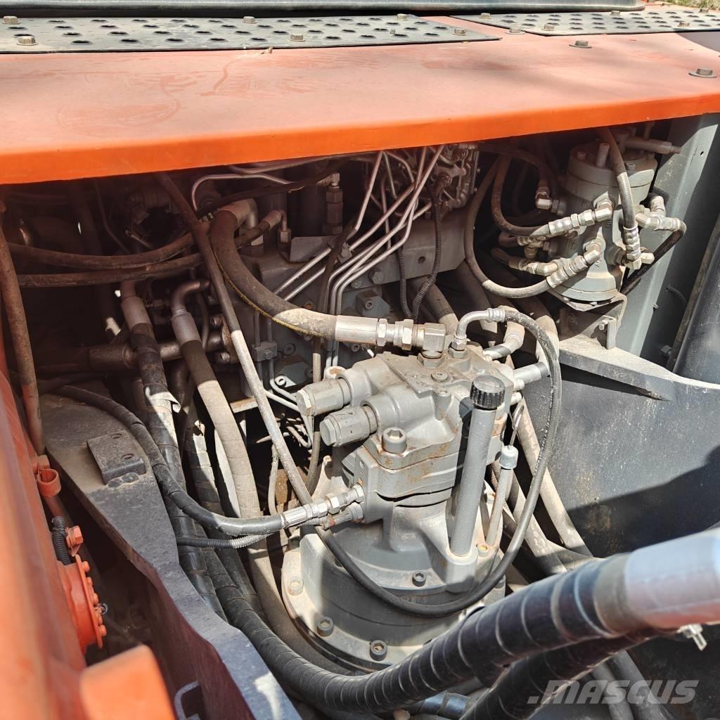 Hitachi ZX200 Excavatoare pe șenile
