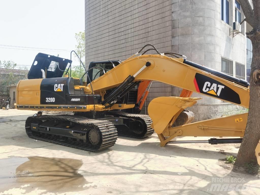CAT 320 D Excavatoare pe șenile
