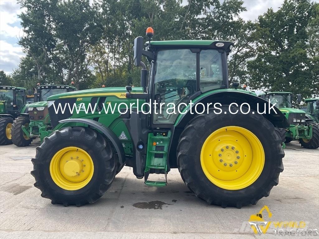 John Deere 6215 R Tractoare