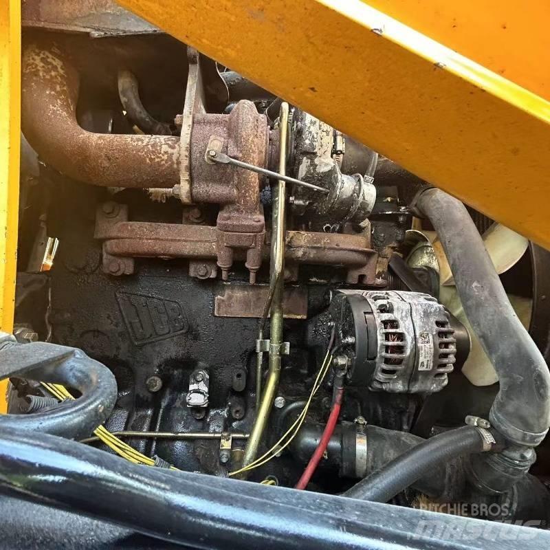 JCB 4 CX Buldoexcavatoare