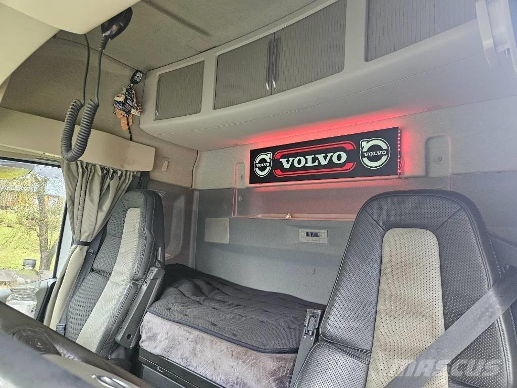 Volvo FH 13 500 Camion pentru lemne