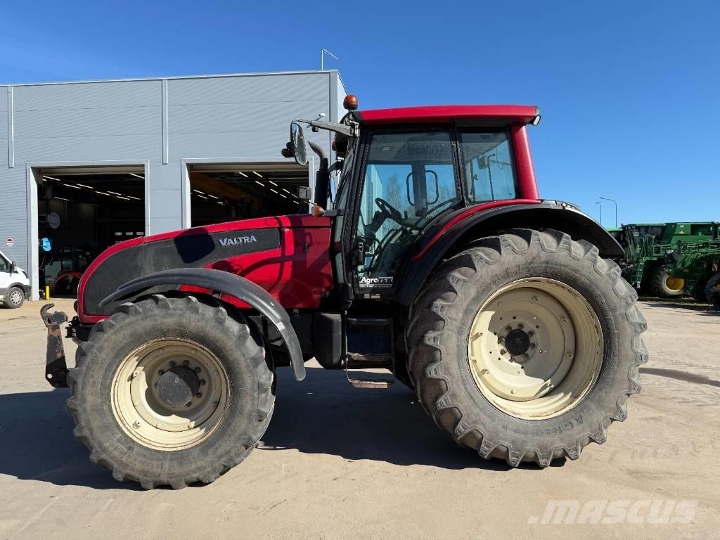 Valtra T 191 Tractoare